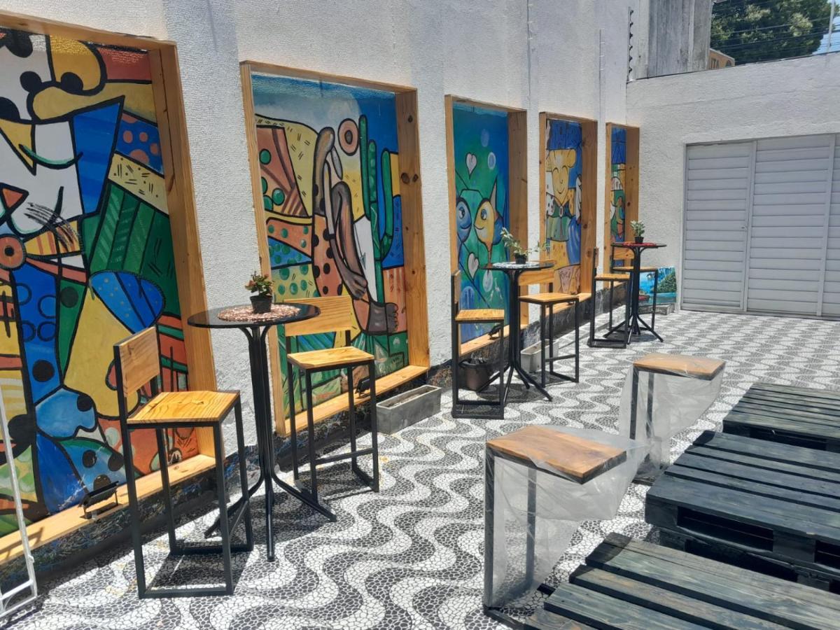"Le Chat Qui Peche" Hostel A 150 Metros Da Praia De Pajucara Maceió 외부 사진